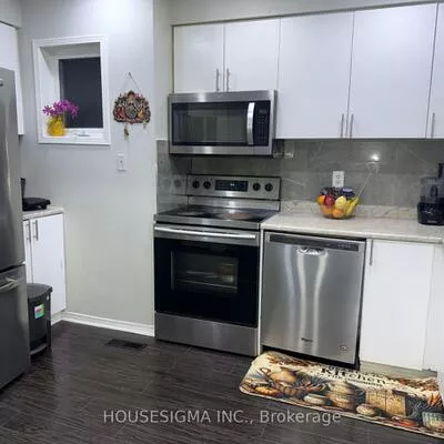 3, Sinclair, Brampton West, Brampton