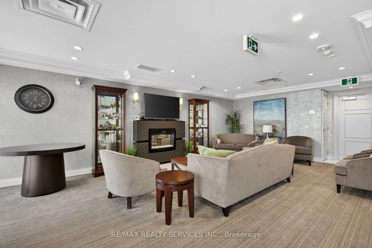 50, Via Rosedale, Sandringham-Wellington, Brampton