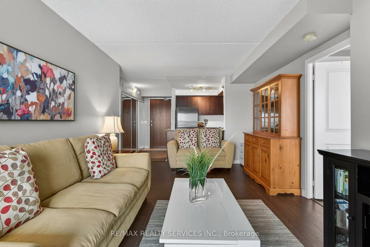 50, Via Rosedale, Sandringham-Wellington, Brampton