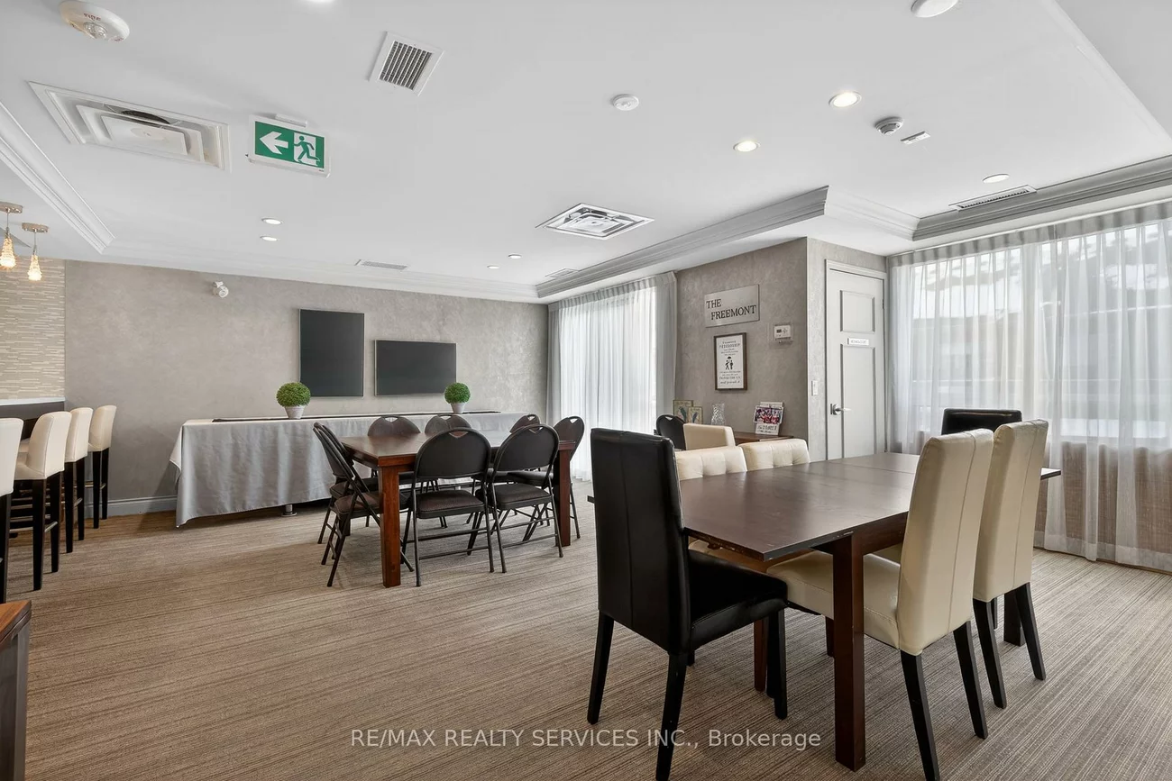 50, Via Rosedale, Sandringham-Wellington, Brampton