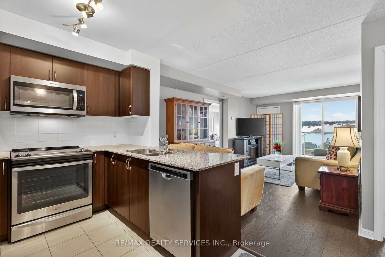 50, Via Rosedale, Sandringham-Wellington, Brampton