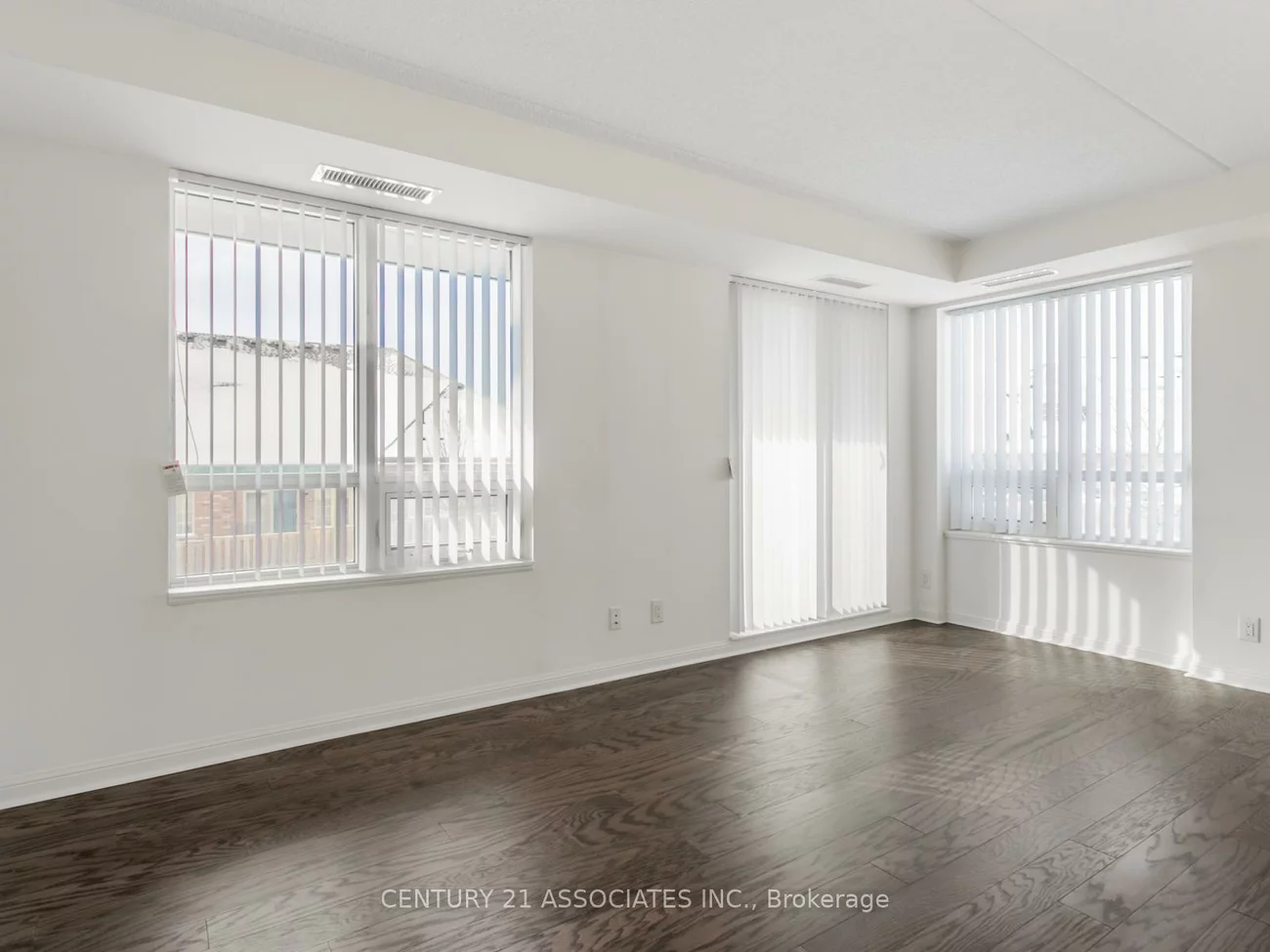 50, Via Rosedale, Sandringham-Wellington, Brampton