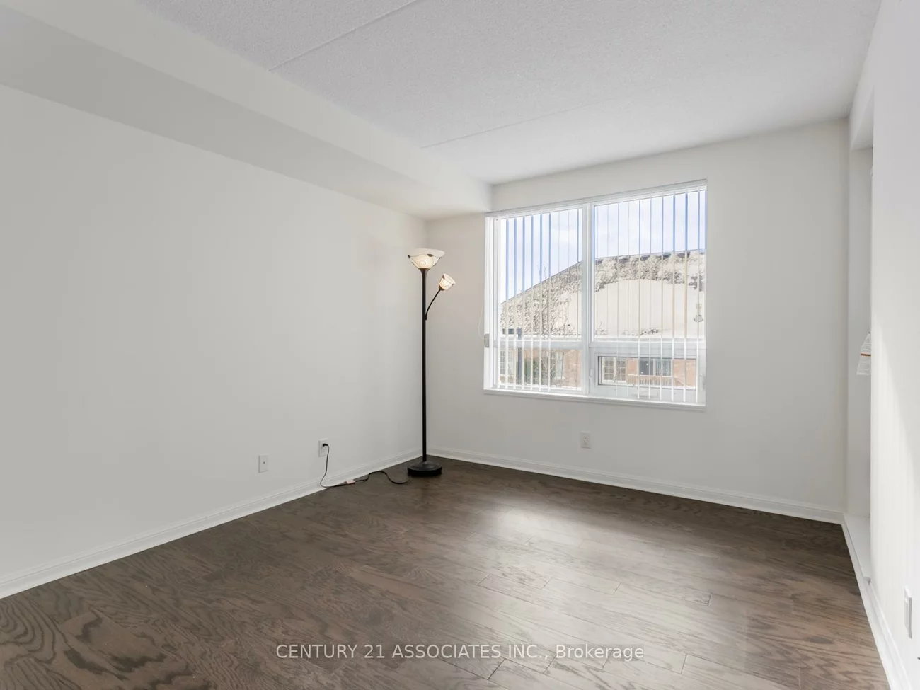 50, Via Rosedale, Sandringham-Wellington, Brampton