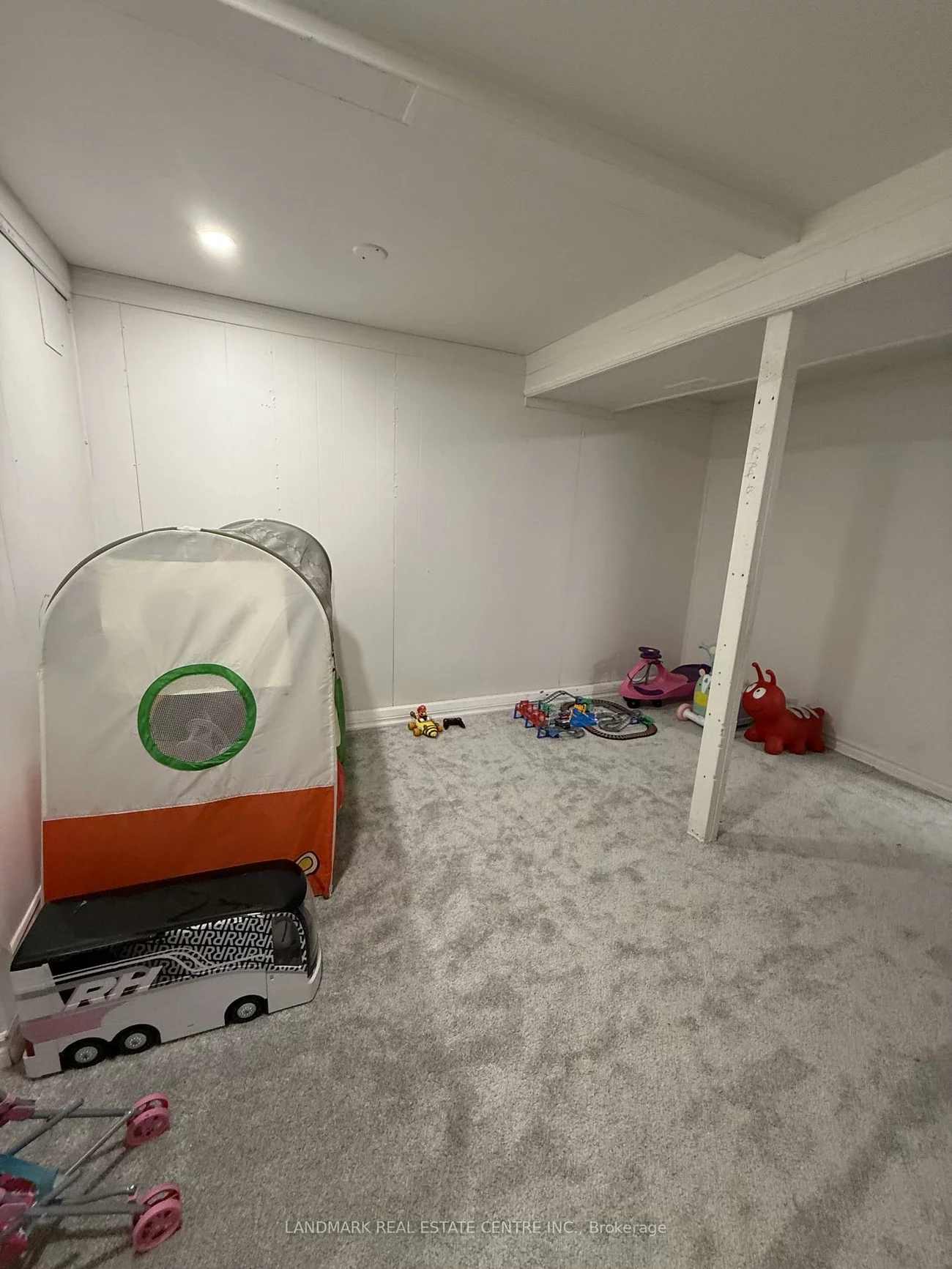 19, Guildford, Central Park, Brampton