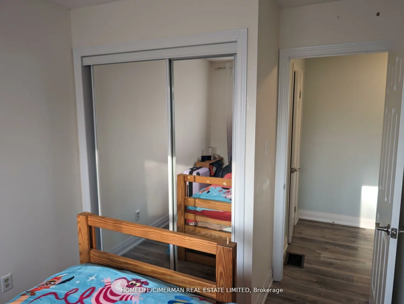 46, Foster, Brampton North, Brampton