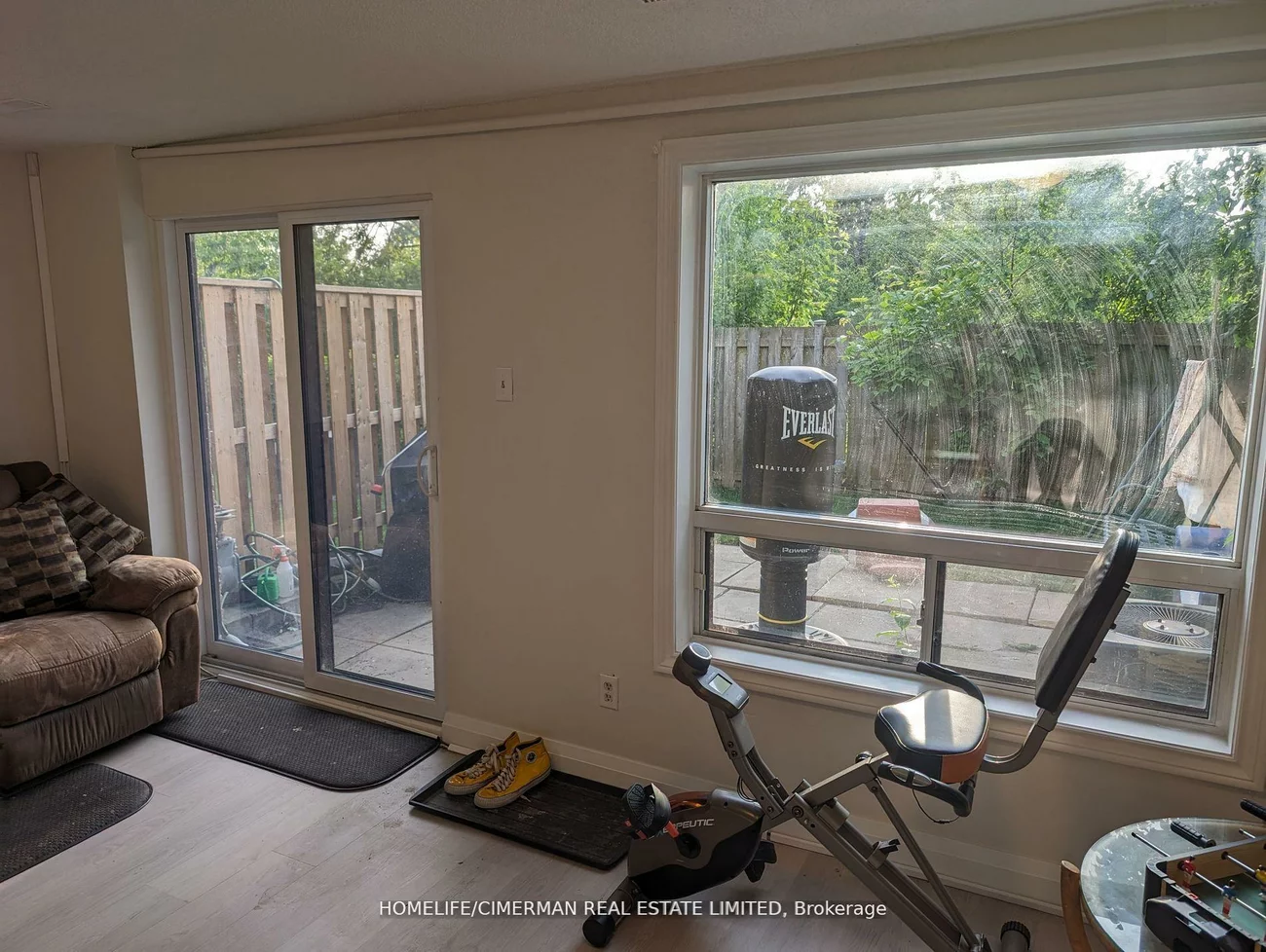 46, Foster, Brampton North, Brampton