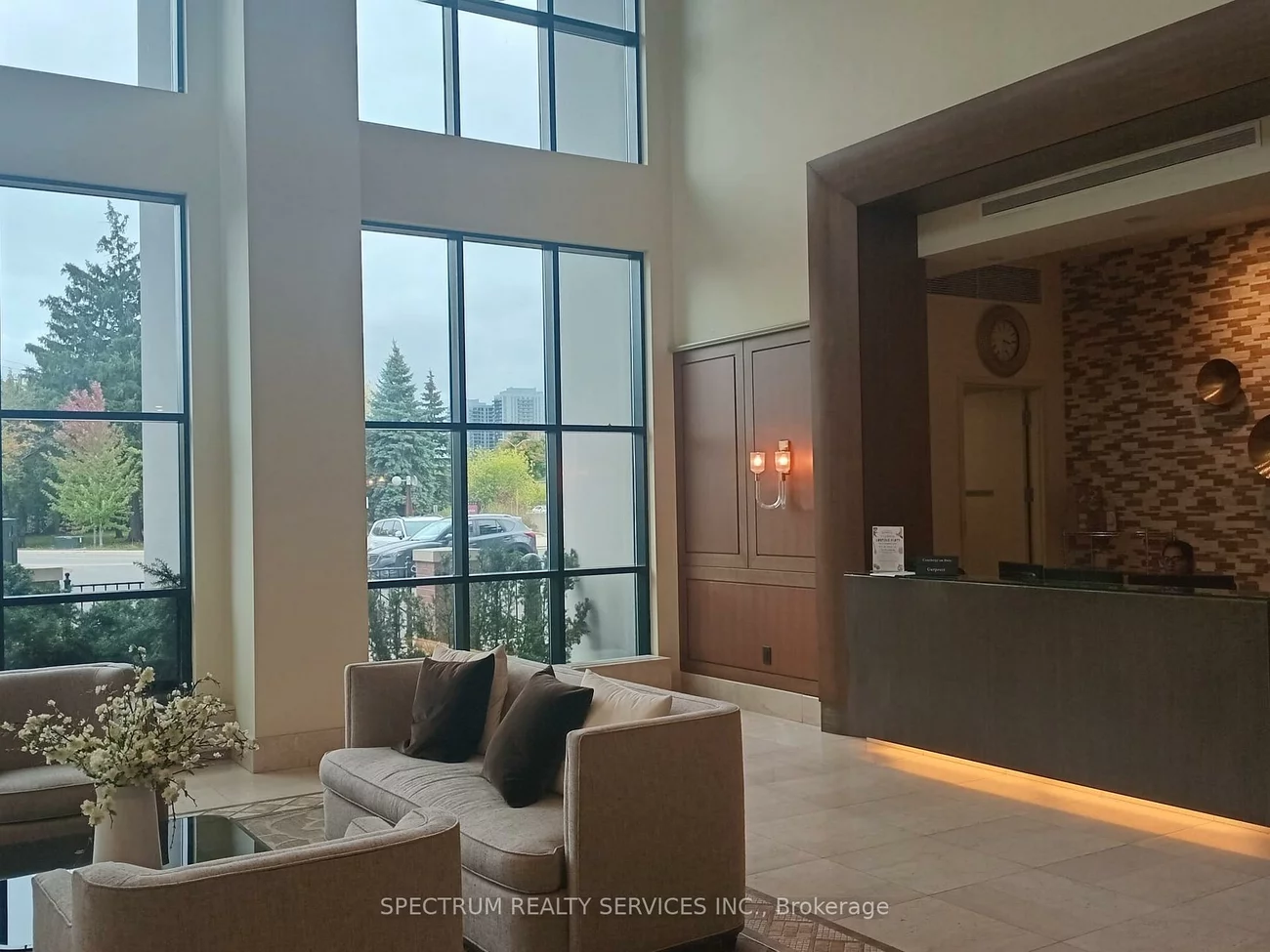 100, John, Downtown Brampton, Brampton