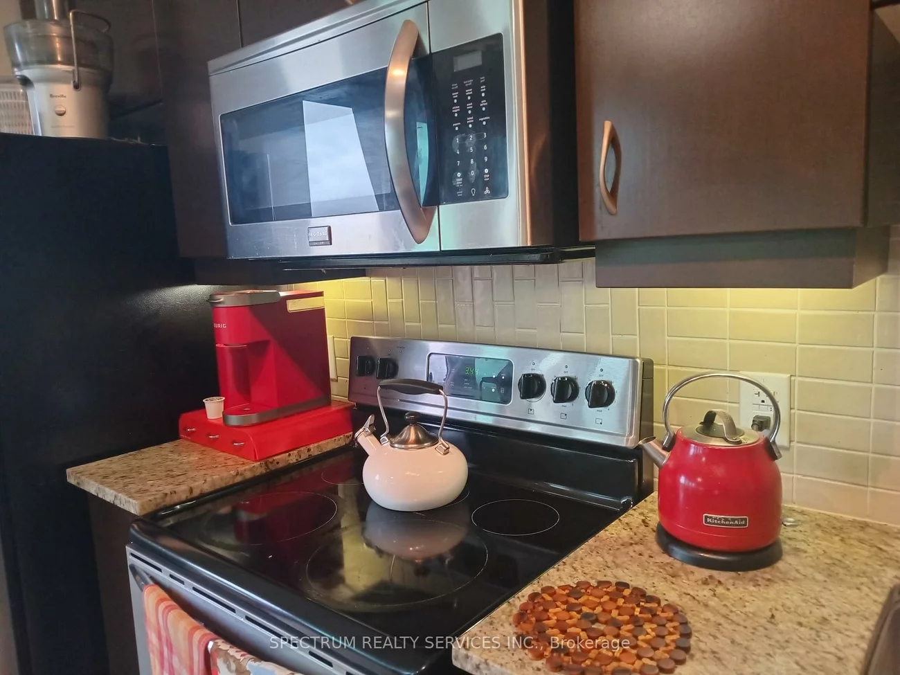 100, John, Downtown Brampton, Brampton