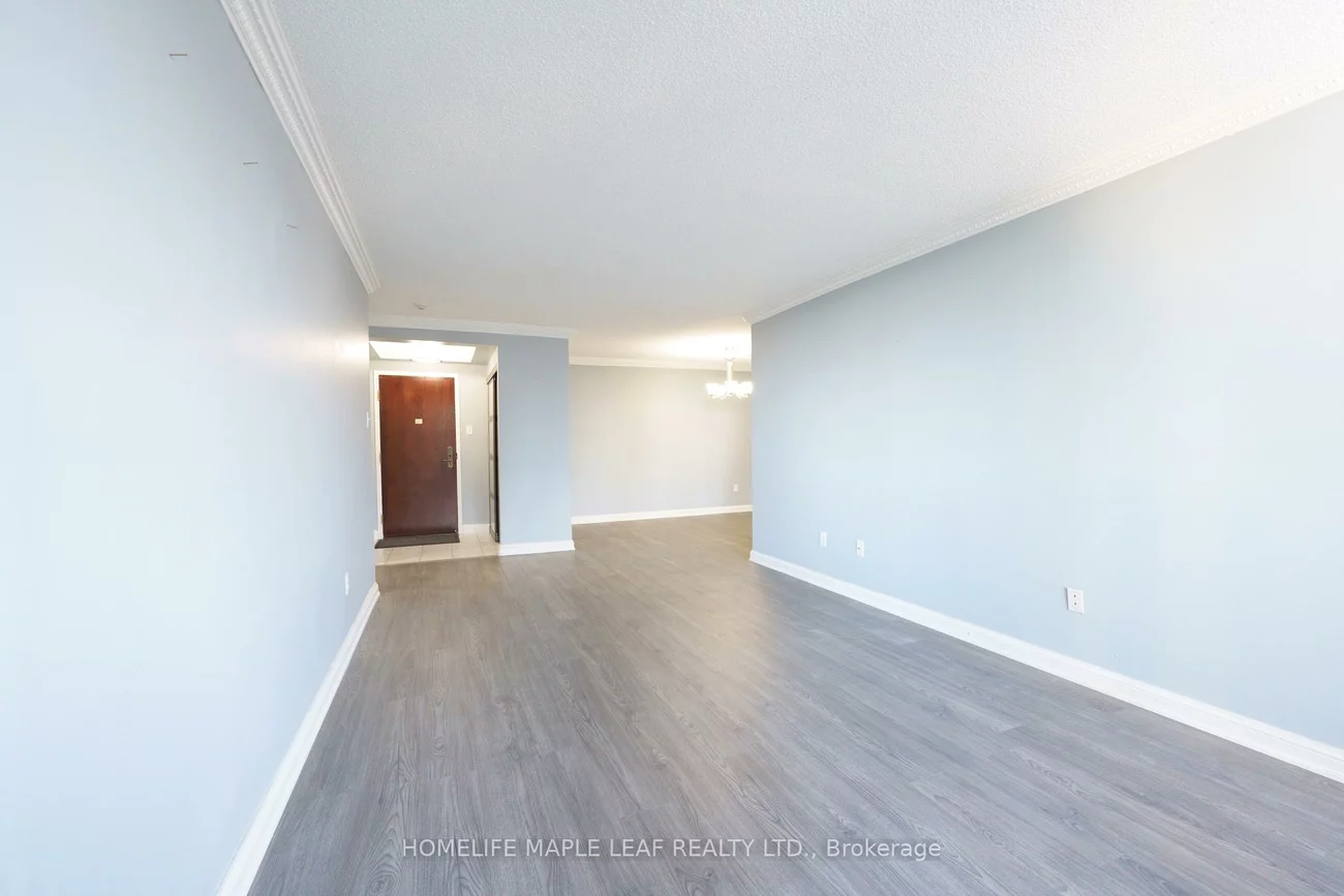 24, Hanover, Queen Street Corridor, Brampton