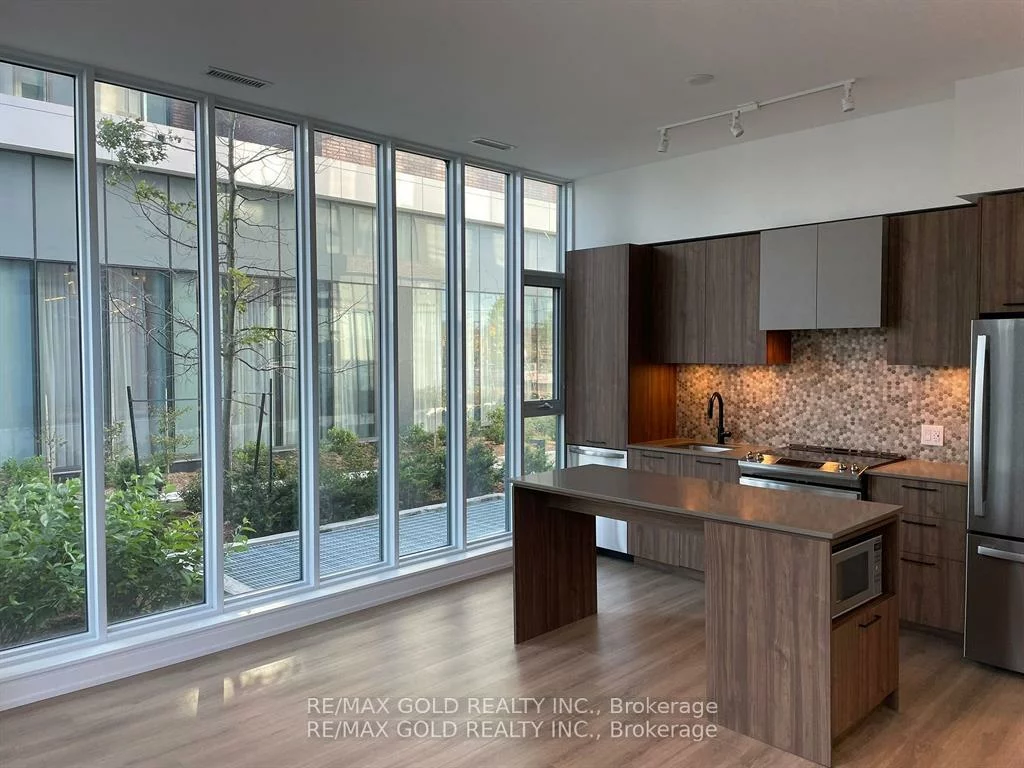 10, Lagerfeld, Northwest Brampton, Brampton