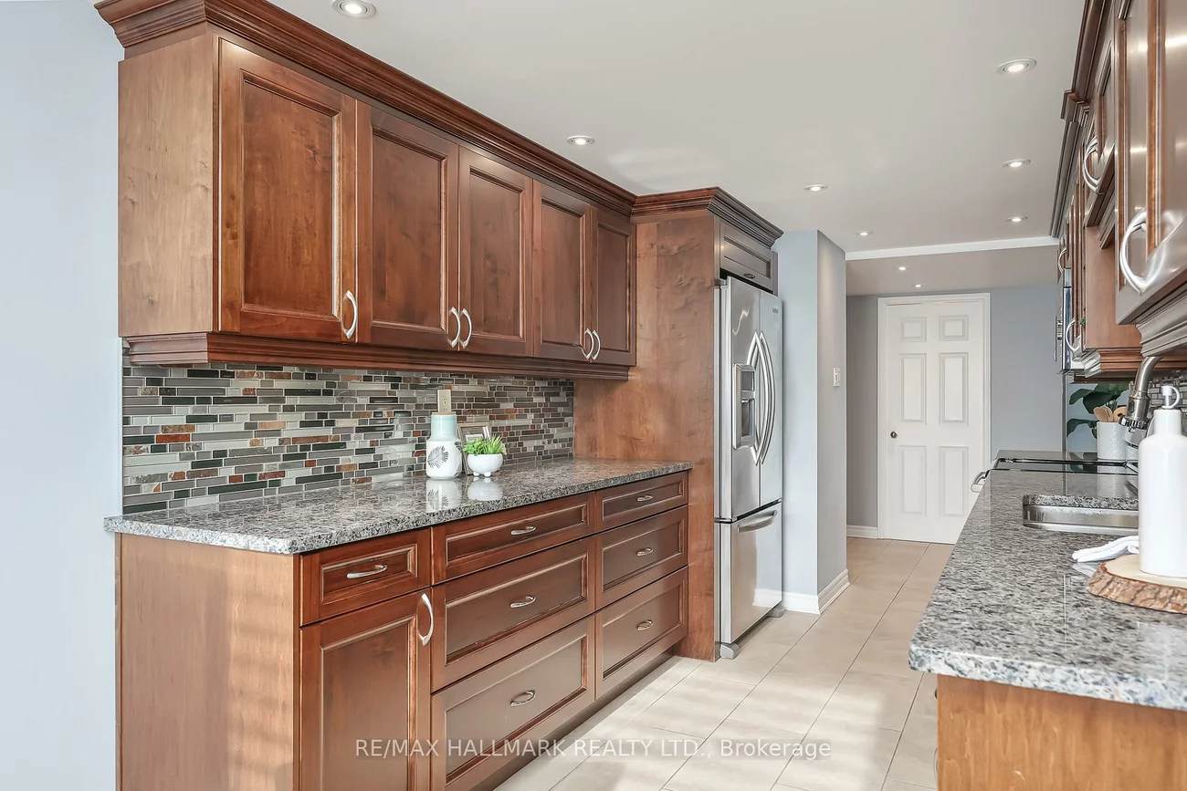 58, Church, Bram West, Brampton