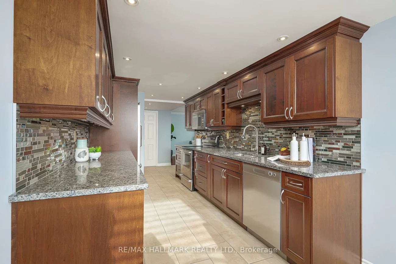 58, Church, Bram West, Brampton