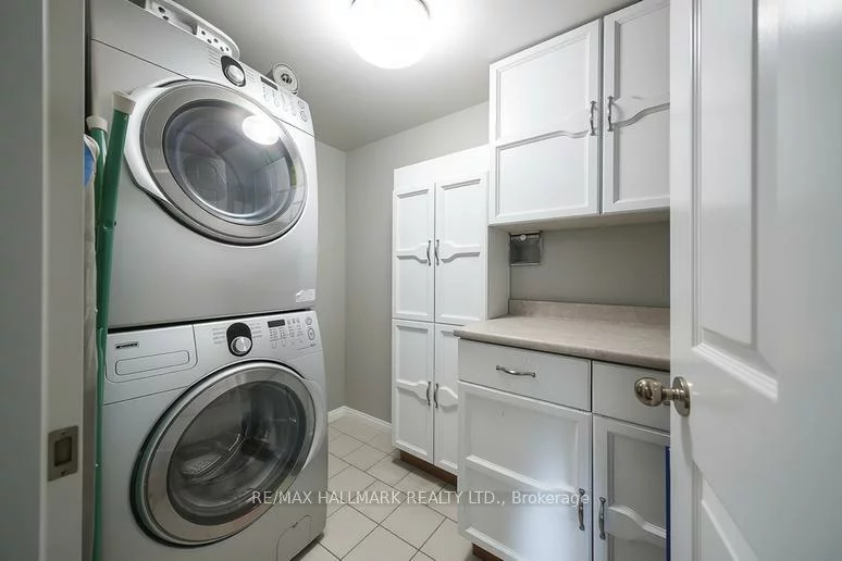 58, Church, Downtown Brampton, Brampton