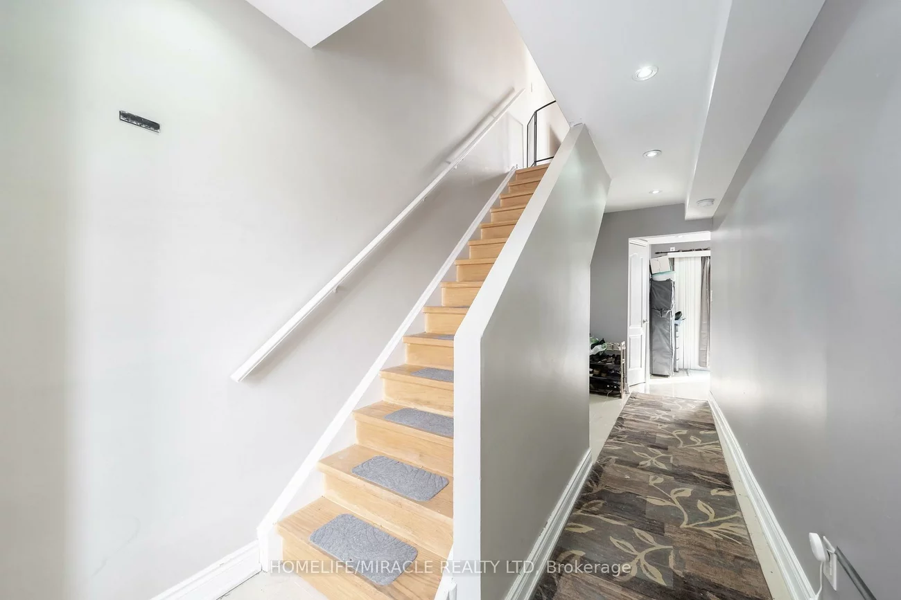 150, Enderby, Southgate, Brampton