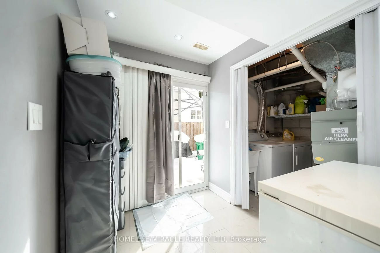 150, Enderby, Southgate, Brampton