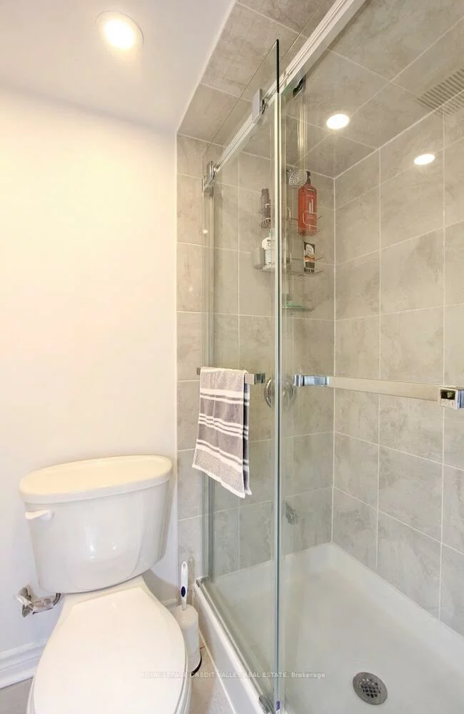 45, Hansen, Madoc, Brampton