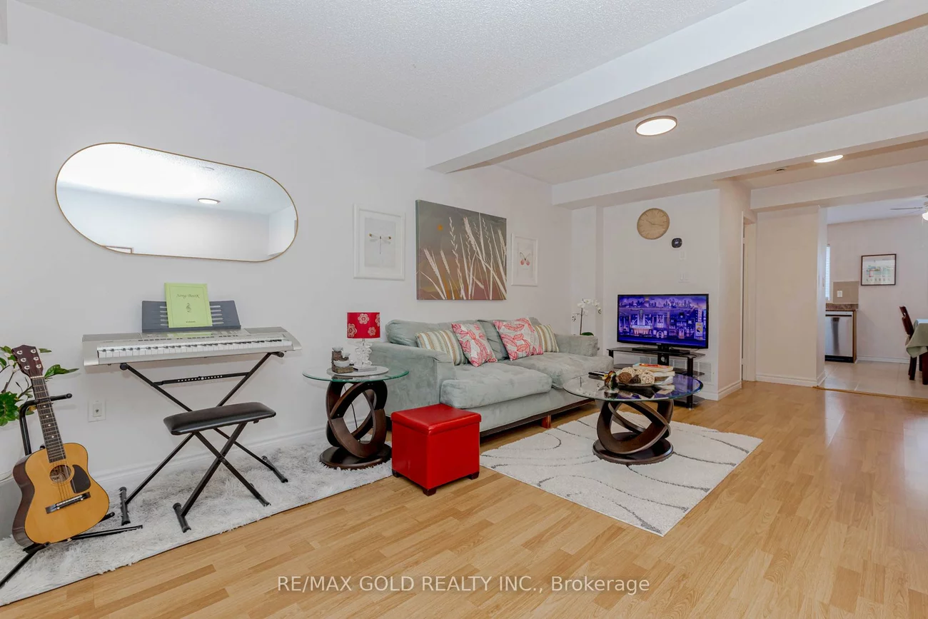 83, Spadina, Brampton West, Brampton