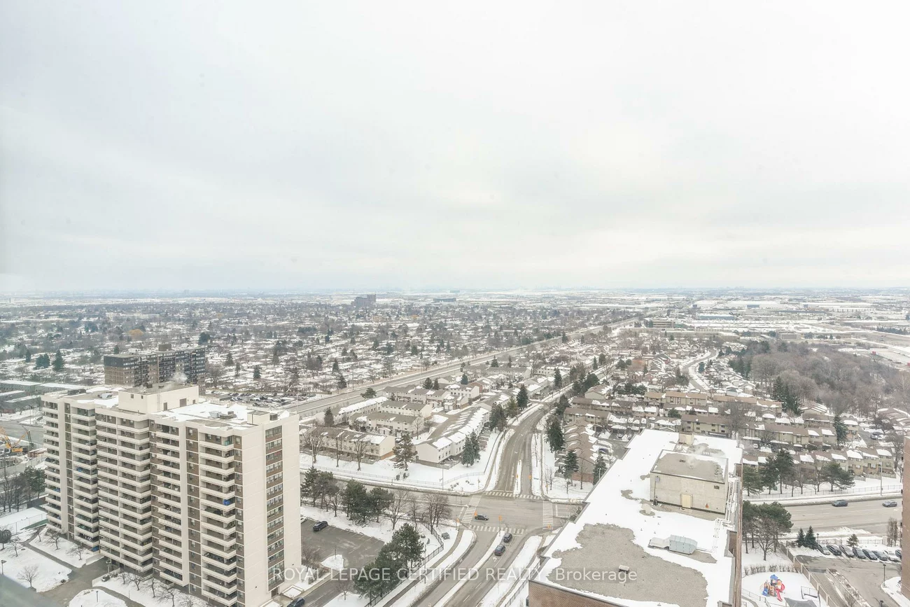 8, Lisa, Queen Street Corridor, Brampton