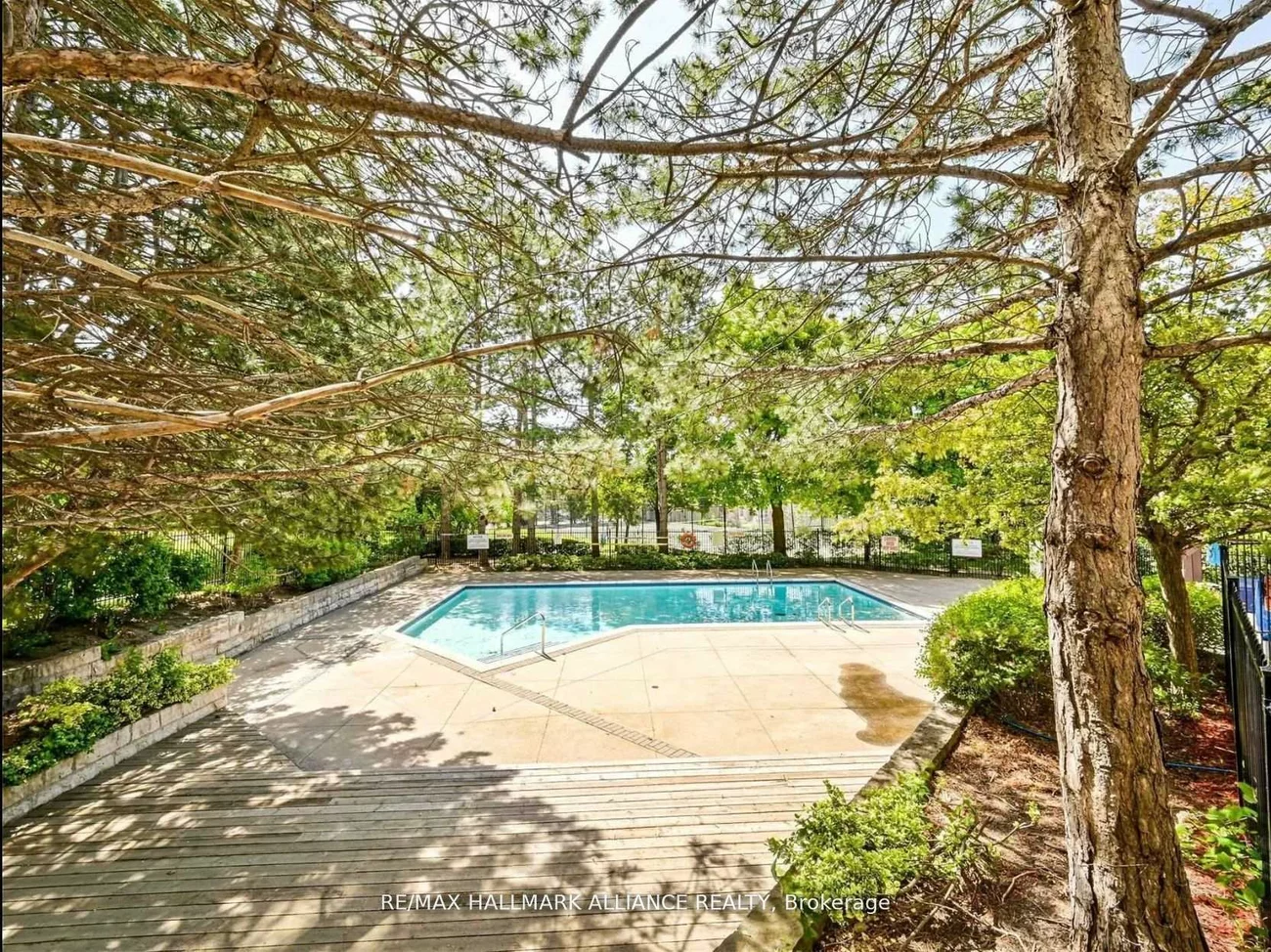 30, Malta, Fletcher's Creek South, Brampton