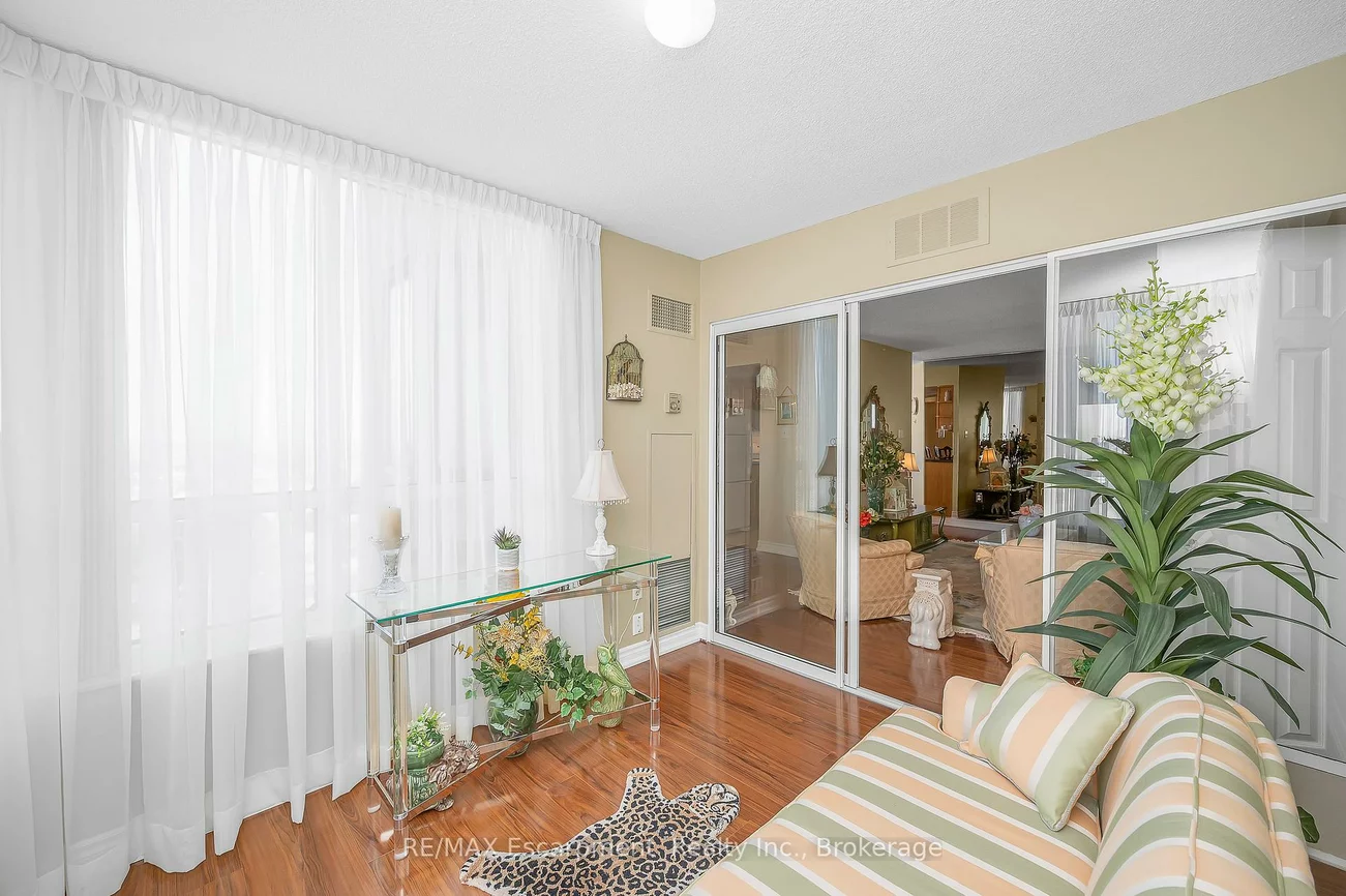 20, Cherrytree, Fletcher's Creek South, Brampton