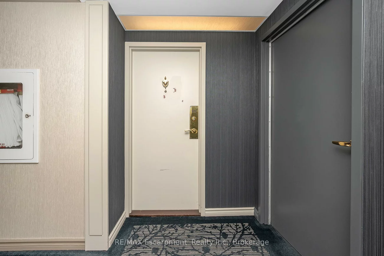 20, Cherrytree, Fletcher's Creek South, Brampton