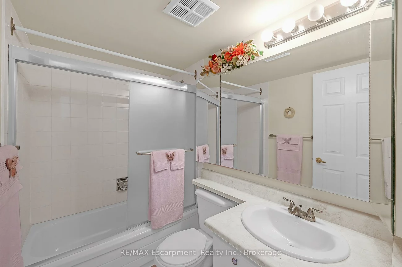 20, Cherrytree, Fletcher's Creek South, Brampton