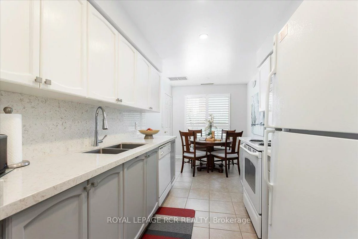 35, Via Rosedale, Sandringham-Wellington, Brampton