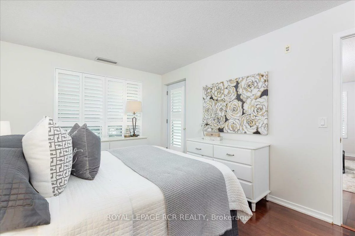 35, Via Rosedale, Sandringham-Wellington, Brampton