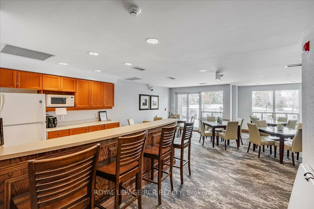 35, Via Rosedale, Sandringham-Wellington, Brampton