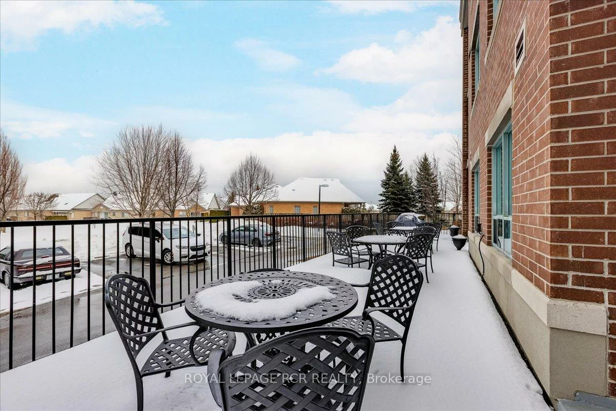 35, Via Rosedale, Sandringham-Wellington, Brampton