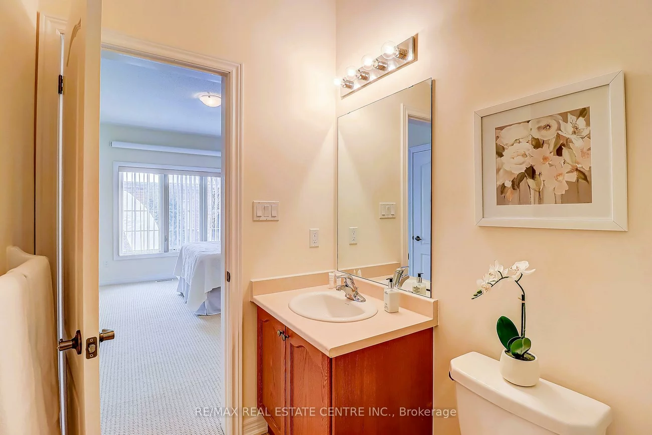 9, Jazzberry, Sandringham-Wellington, Brampton