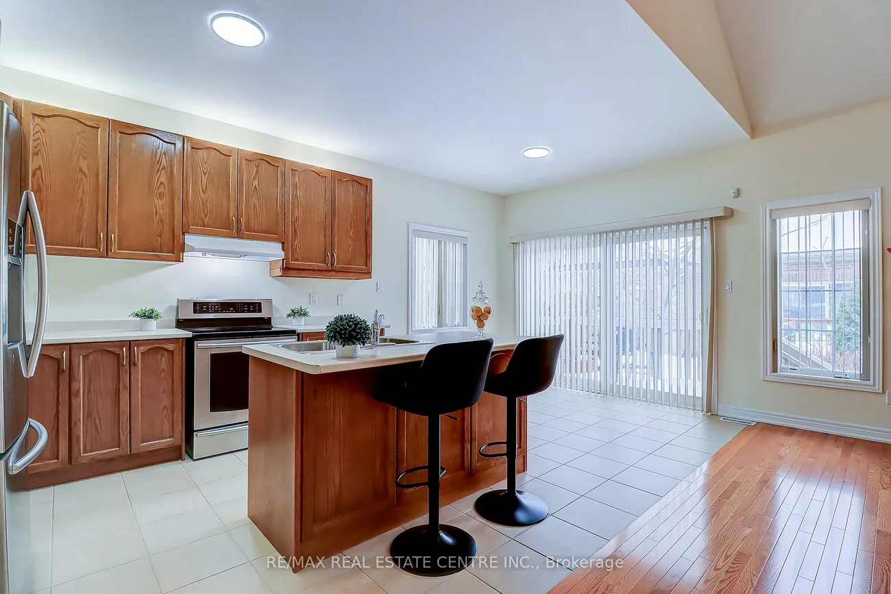 9, Jazzberry, Sandringham-Wellington, Brampton