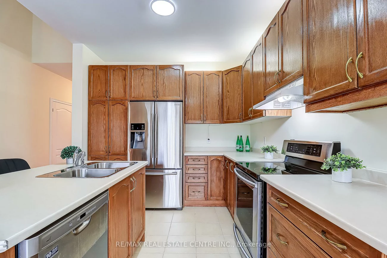 9, Jazzberry, Sandringham-Wellington, Brampton