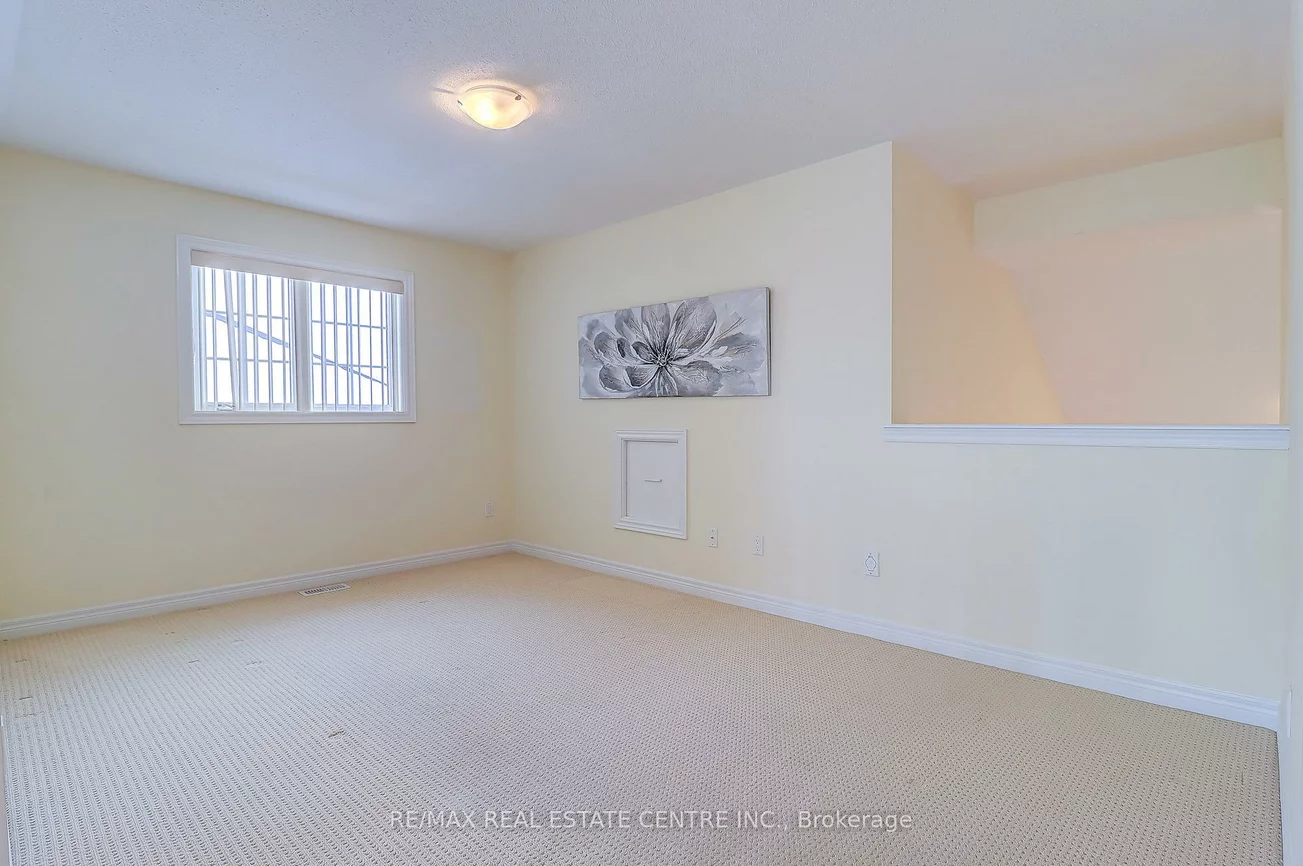 9, Jazzberry, Sandringham-Wellington, Brampton