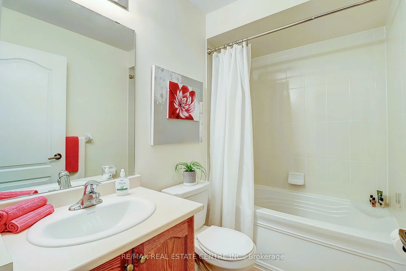 9, Jazzberry, Sandringham-Wellington, Brampton