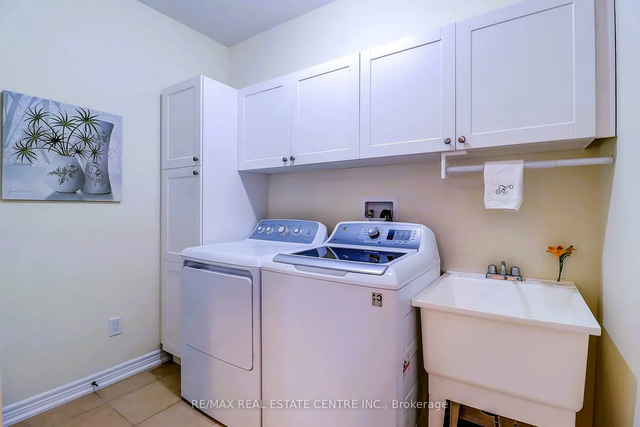 9, Jazzberry, Sandringham-Wellington, Brampton