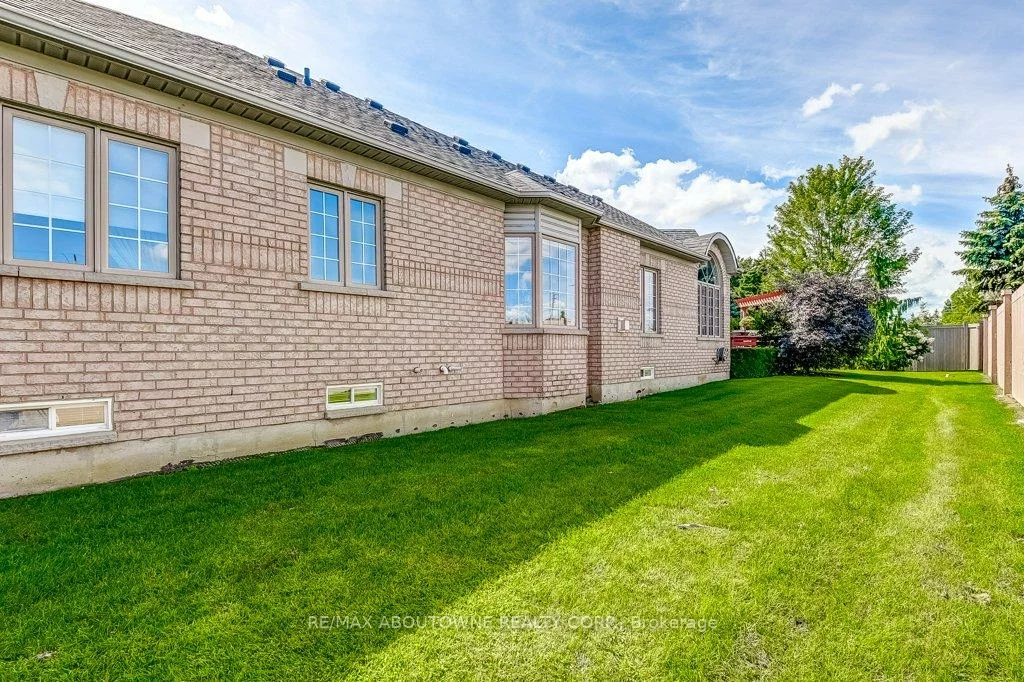 17, Orchard Park, Sandringham-Wellington, Brampton