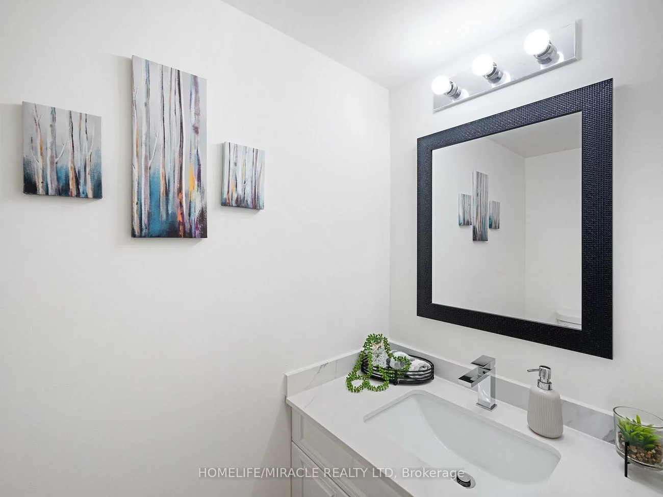 4, Kings Cross, Queen Street Corridor, Brampton