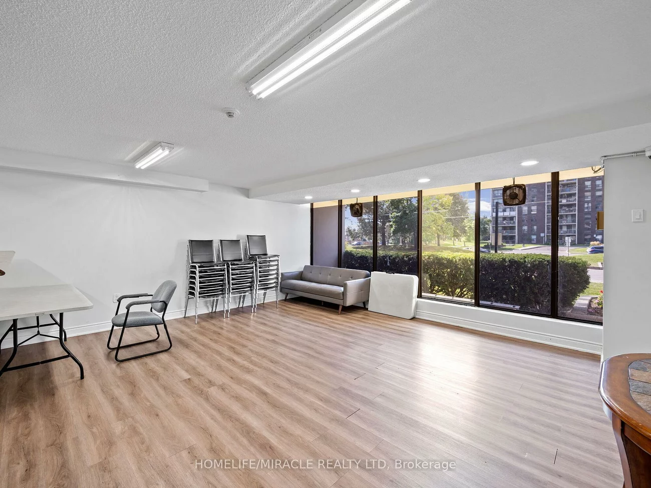 4, Kings Cross, Queen Street Corridor, Brampton