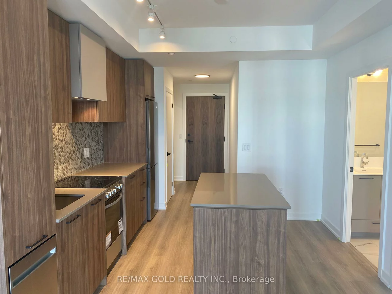 10, Lagerfeld, Northwest Brampton, Brampton
