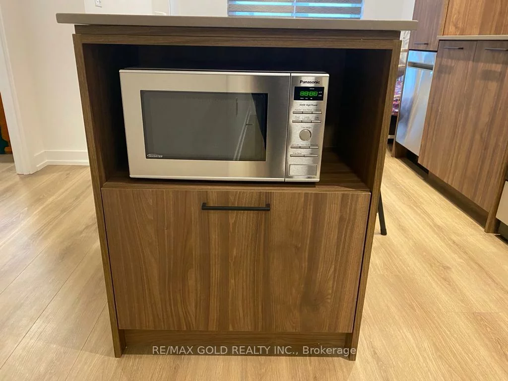 10, Lagerfeld, Northwest Brampton, Brampton