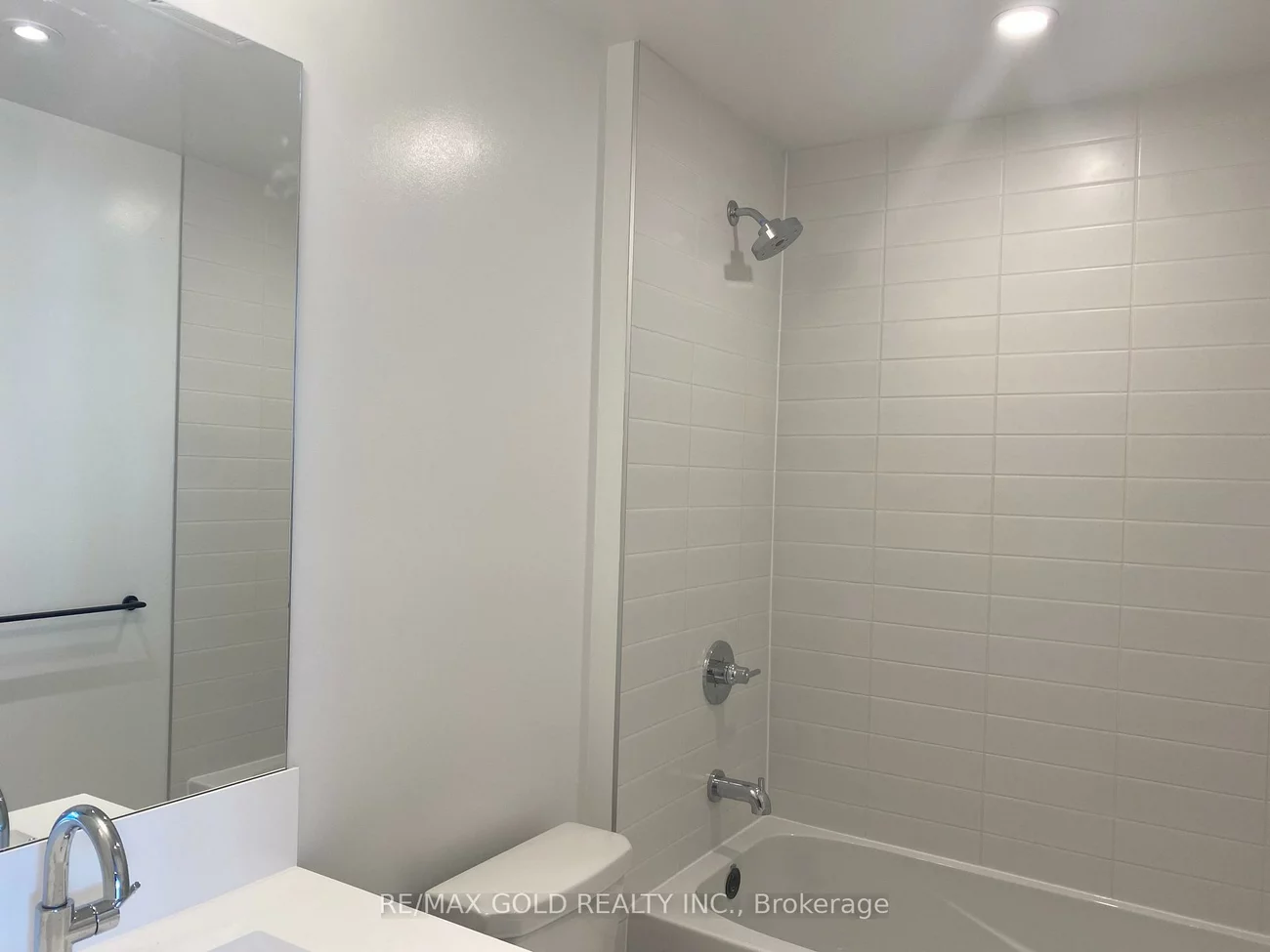 10, Lagerfeld, Northwest Brampton, Brampton