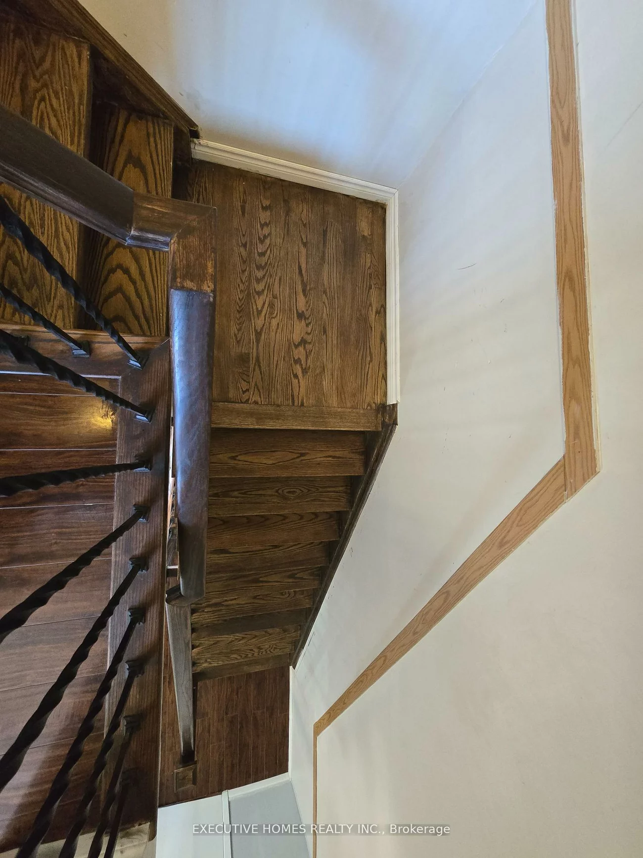 61, Collins, Brampton North, Brampton