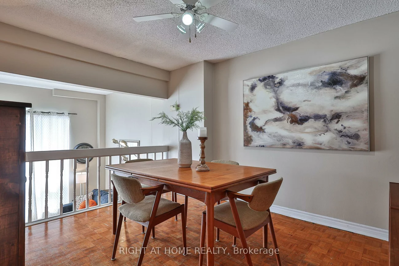 100, Darras, Southgate, Brampton