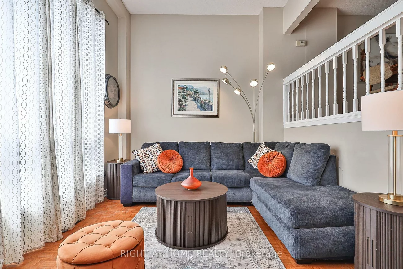 100, Darras, Southgate, Brampton