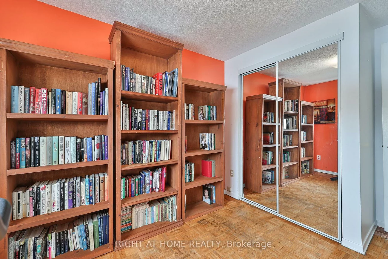 100, Darras, Southgate, Brampton