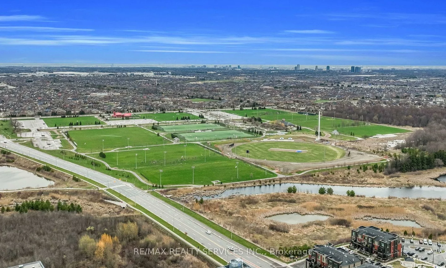 200, Veterans, Northwest Brampton, Brampton