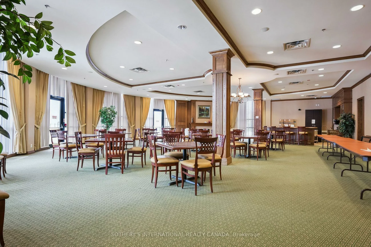 25, Via Rosedale, Sandringham-Wellington, Brampton