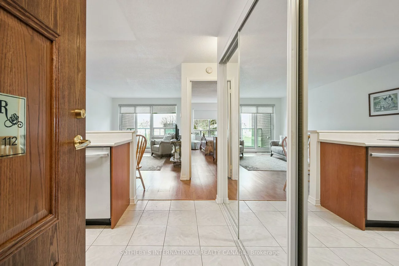 25, Via Rosedale, Sandringham-Wellington, Brampton