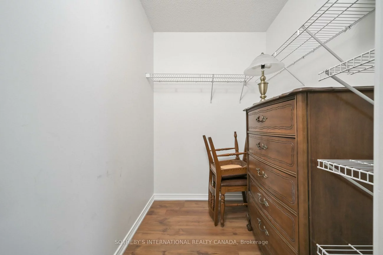 25, Via Rosedale, Sandringham-Wellington, Brampton